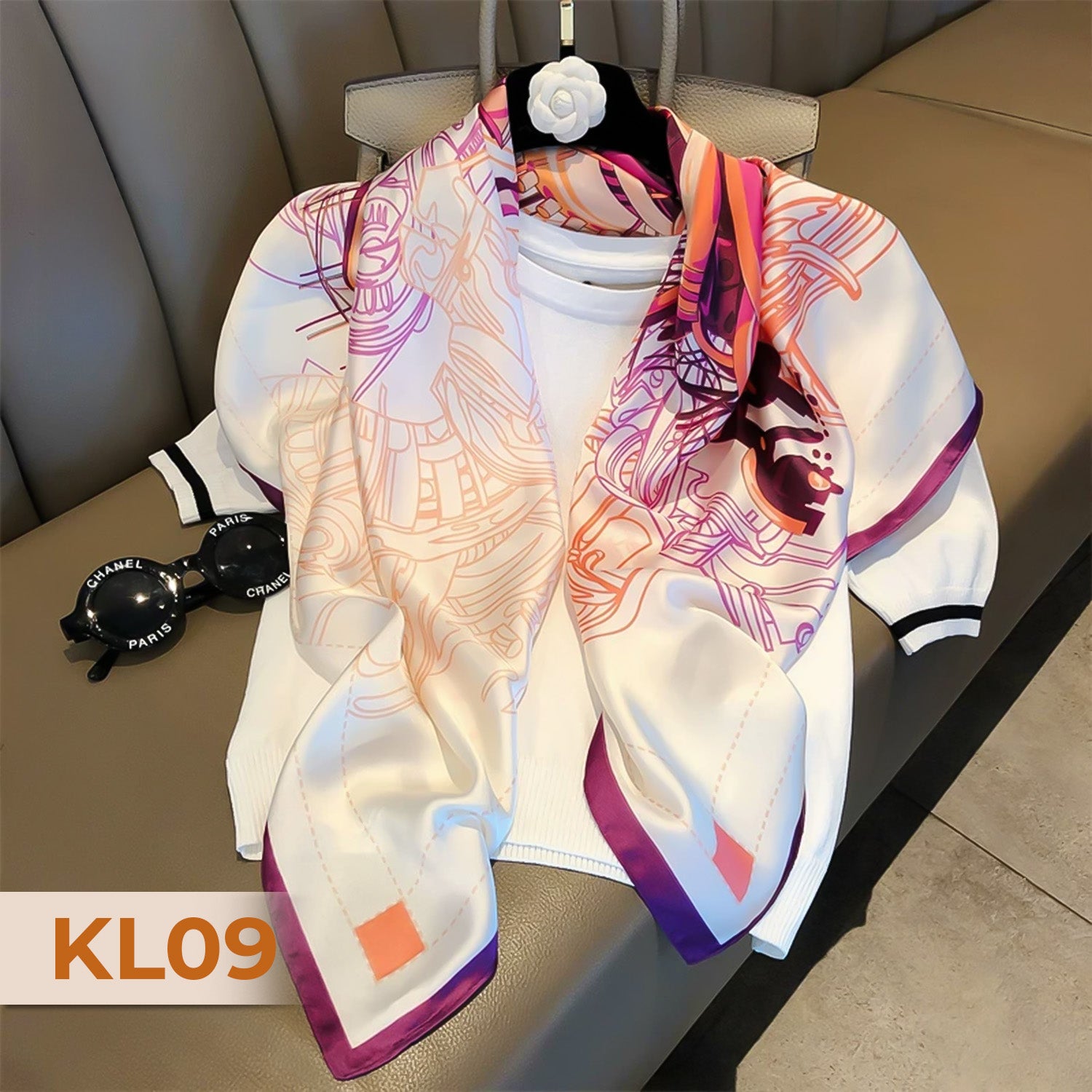 Women’s Elegant Silk Square Scarf